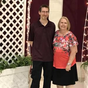 Meet your Posher, Cynthia